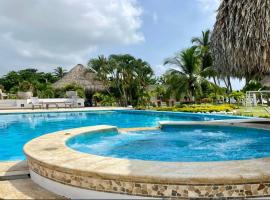 Amazing 5BR House with Ocean View in Cartagena, cabaña o casa de campo en Playa Blanca