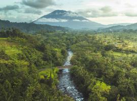 Darmada Eco Resort, camping resort en Sidemen