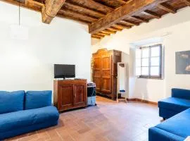 Castagneto Carducci - Central and bright flat