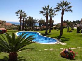 Villa Service - Illes Filipines, hotel in Segur de Calafell