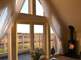 Capercaillie Cottage - Luxury converted steading