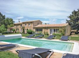Stunning Home In St Quentin La Poterie With 5 Bedrooms, Wifi And Private Swimming Pool, hotel de 4 estrellas en Saint-Quentin-la-Poterie