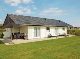 Nice Home In Haderslev With 3 Bedrooms And Wifi, casa o chalet en Flovt