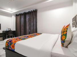 Hotel Grey Sky, ξενοδοχείο σε East Delhi, Νέο Δελχί