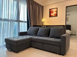 Family friendly 3 bedroom 8-10pax @Urban Suites, hotel with jacuzzis in George Town