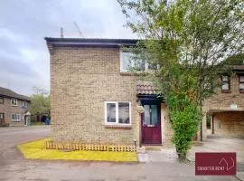 Bracknell - 1 Bedroom House - With Parking