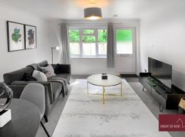 Farnborough - Lovely 1 Bedroom House, orlofshús/-íbúð í Blackwater