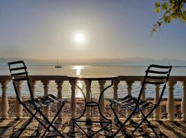 Tropical Beach "Amphitrite", hotel en Petalidi