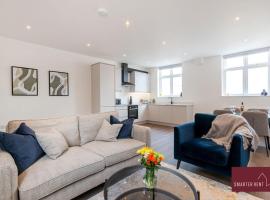 Dorking - Brand New 1 Bedroom Apartment, cheap hotel in Dorking