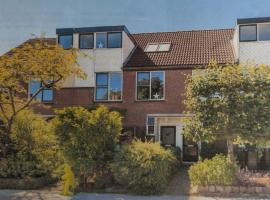 Our home, your home, close to Amsterdam, hotel in Nederhorst den Berg