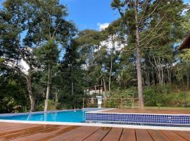 Choupana Sossegada, hotel with pools in Simão Pereira