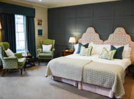 Crown Hotel: Southwold şehrinde bir otel