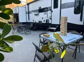 Free BBQ in RV With Private entrance