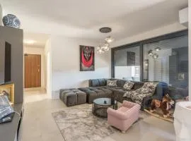 Awesome Apartment In Novigrad With Wifi