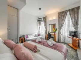 Starlight Luxury Suites