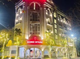 KHÁCH SẠN ROMO – hotel w mieście Quang Ngai