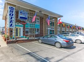 Royal Crest Inn - Hampton Beach – hotel w mieście Hampton