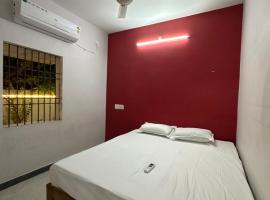 Arunachala Sashwin Guest House, hotel i Tiruvannamalai