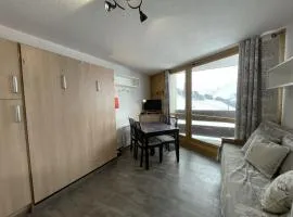 Studio 3 pers. avec balcon sud, accès pistes, quartier Preyerand, Les Menuires - FR-1-452-386