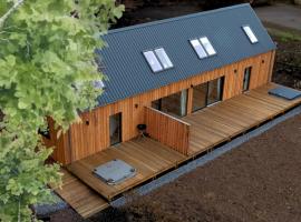 Forest Corner Luxury Apartment with Hot Tub, appartement in North Ballachulish