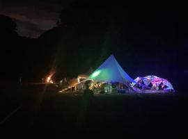 ENTIRE Campground for Exclusive Events, gæludýravænt hótel í Putty