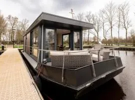 Welcome in - Houseboat - Paviljoenwei 4 - Sneek 'Boatique Sneek'