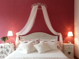 Villa San Giorgio, bed & breakfast σε Pellio Superiore