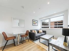 Spacious and Bright Studio in East Grinstead, apartment in East Grinstead