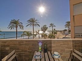 Luxury BEACH HOUSE - Primera línea Playa Cargador ALBERT VILLAS, hotel di Alcossebre