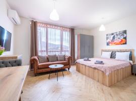 WOW studios for rent - bul Montevideo 25A - B, hotel near NBU New Bulgarian University, Sofia