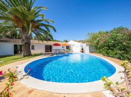 Casa Nomanico, hotel in Estói