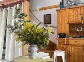 LES MIMOSAS, hotel v destinaci Saint-Trojan-les-Bains