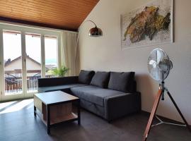 Stylish apartment with superb views, hotel v destinaci Birr
