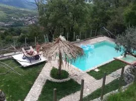 Casetta in Molise, L'Iperico
