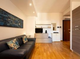 Keys of Italy - PorteNuove 18 - PN1 - Train station, one bedroom flat 2 to 4 guests