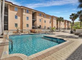 3 BR Condo 2 Pools and Hot Tub Walk to Beach, hotel v destinaci Tybee Island