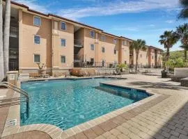 3 BR Condo 2 Pools and Hot Tub Walk to Beach