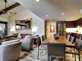 Timberline Condominiums 2 Bedroom plus Loft 3 Bath Premier Unit D3H