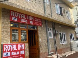 BNB ROYAL INN SHIMLA: Shimla şehrinde bir Oda ve Kahvaltı