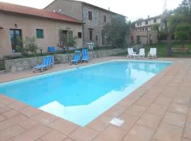 Casolare con piscina 2