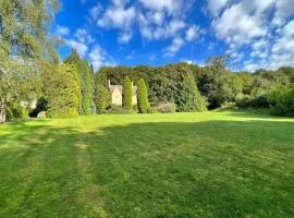 Perfect Cotswold Home with vast stunning Ground's