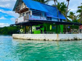 Cabaña La Punta, vacation home in Colón