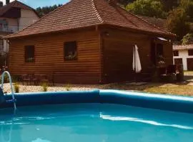 Mátrai pincés udvar