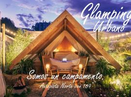 Glamping Urbano Bogota, hotell i Bogotá