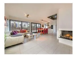 Holiday Apartment 1 Comfortable Vacation Home