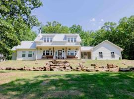 Viesnīca Farm House at Gray House Farm pilsētā Hulbert