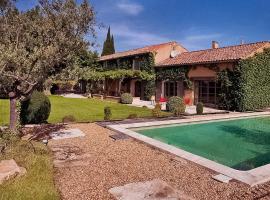 Le Mas De La Vigne, hotel con piscina en Violès