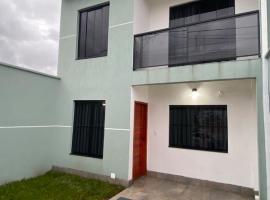 Triplex novo em Matinhos litoral Paraná: Matinhos'ta bir tatil evi