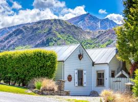 Stags Head Cottage-cosy cottage with hot tub, hotel in Arrowtown