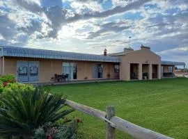Augrabies De Oude Stoor Guesthouse
